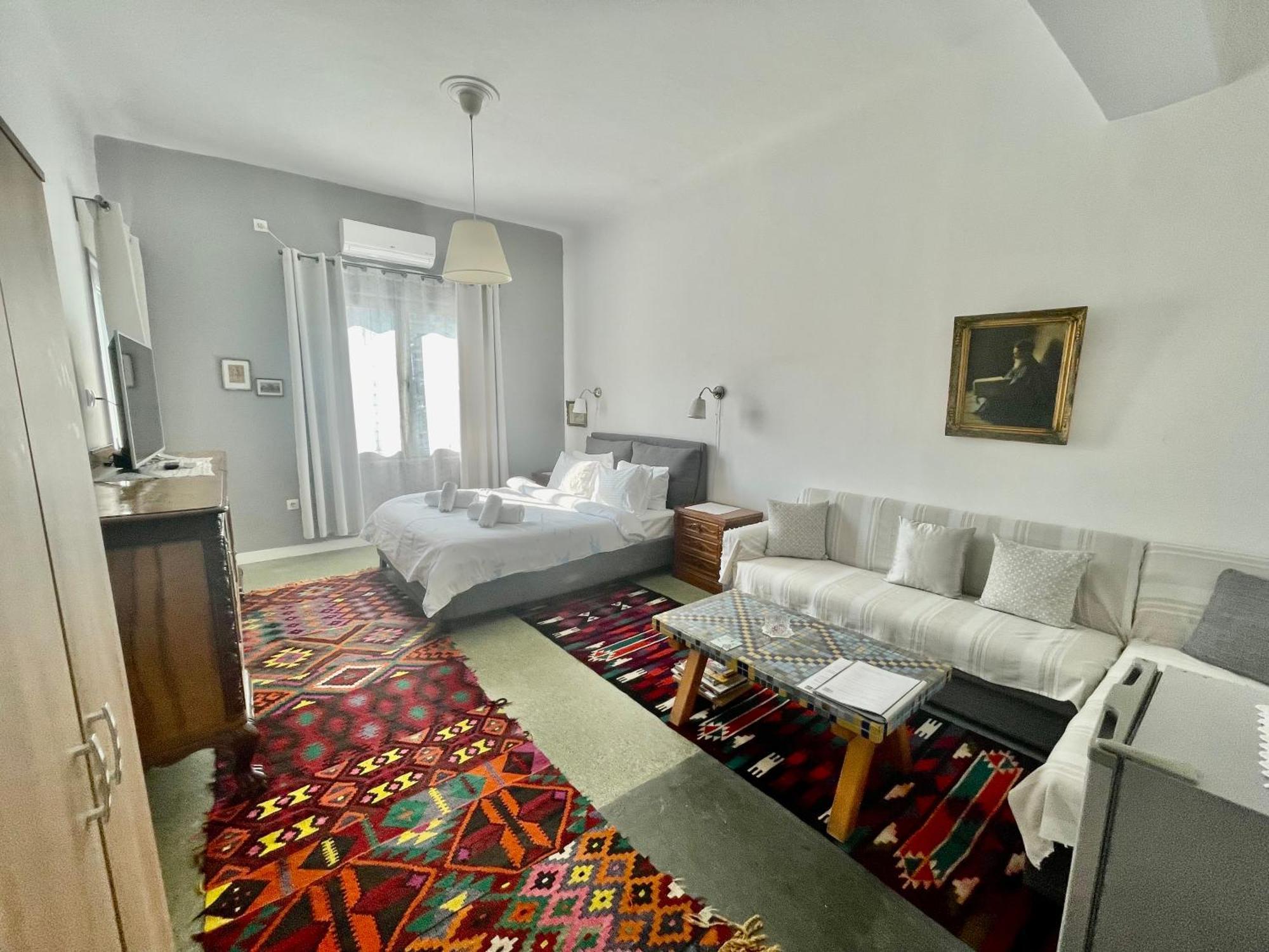 A Litte Taste Of Home Guest House Atena Exterior foto