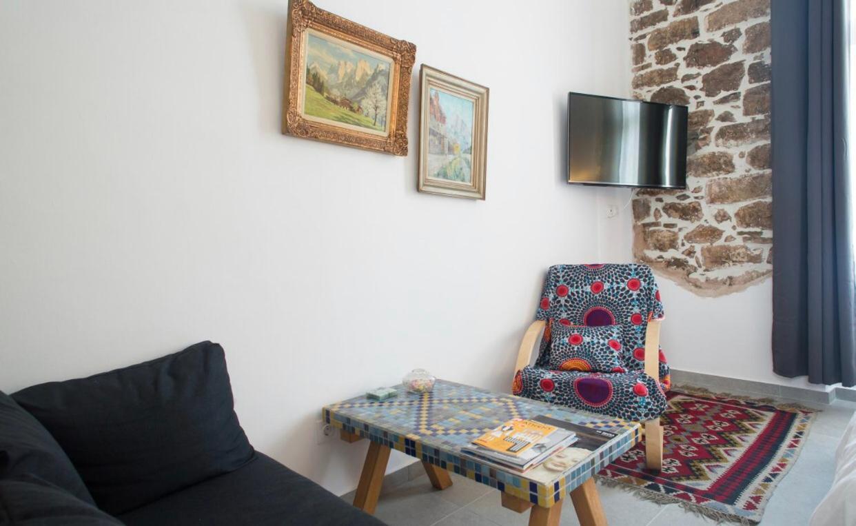 A Litte Taste Of Home Guest House Atena Exterior foto